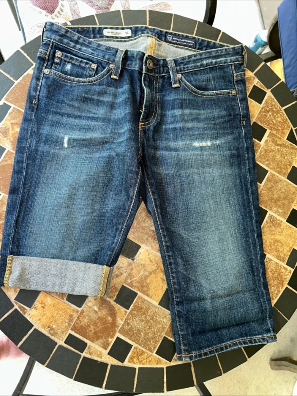 AG Adriano Goldschmied Malibu Crop Pant Knee Bermuda y2k Jeans Shorts Size 26